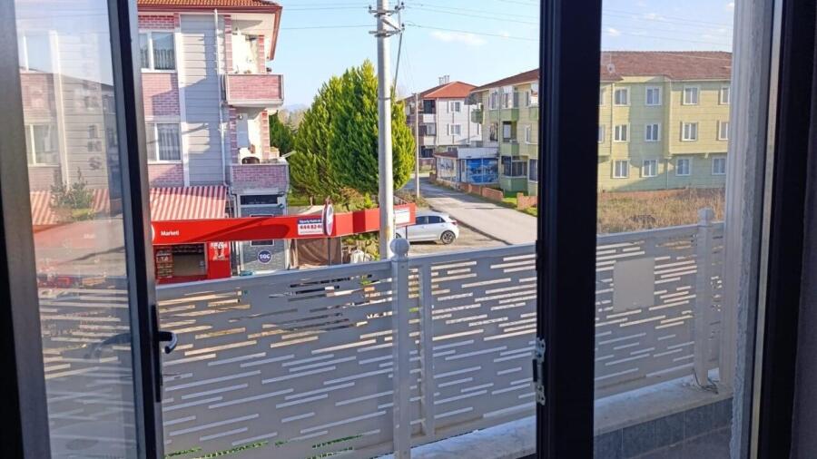 Havuzlu Eşyalı Klimalı Alttan Isıtmalı Daire