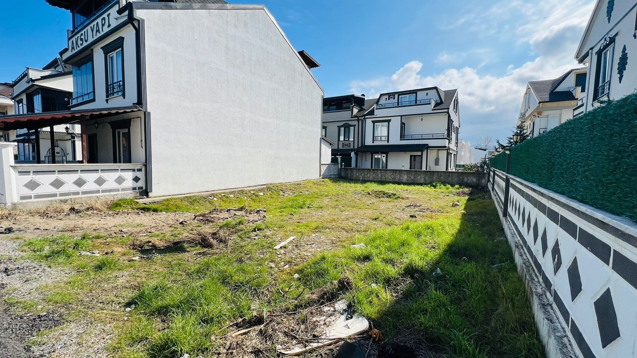 KOCAALİ de Denize çok yakın konumda 209 m2 arsa